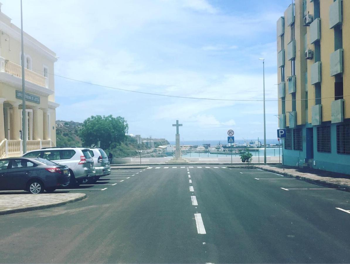 A Casa Da Mizi Pensión Praia